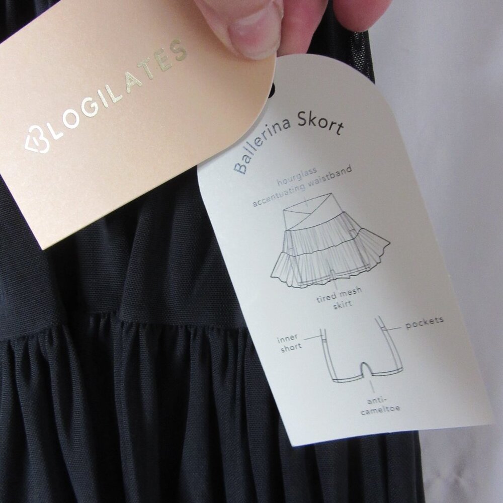 Blogilates Ballerina Skort Active Skirt Shorts Flare Swirl Jet Black Size XL NWT - Picture 5 of 10